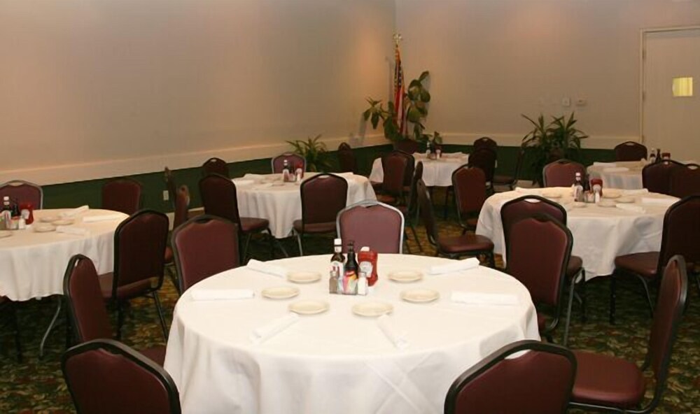 Kinderlou Inn - photo 24