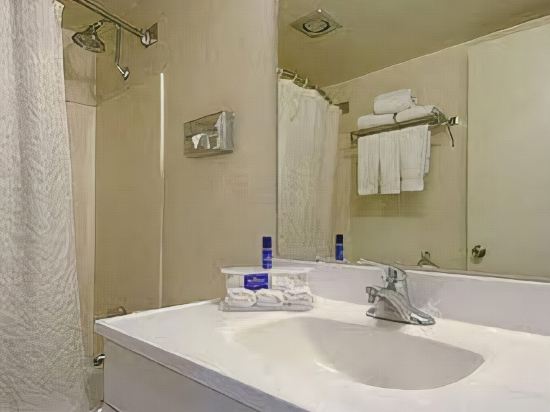 Patient & Family Housing - photo 11