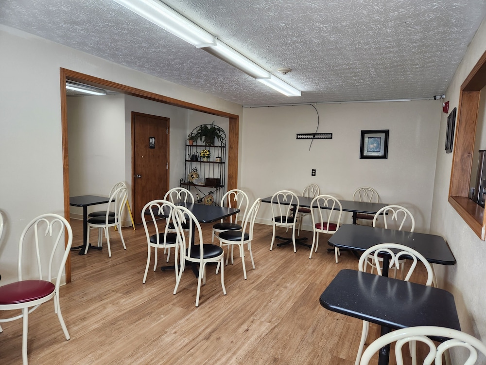 WestSpring Inn - photo 21
