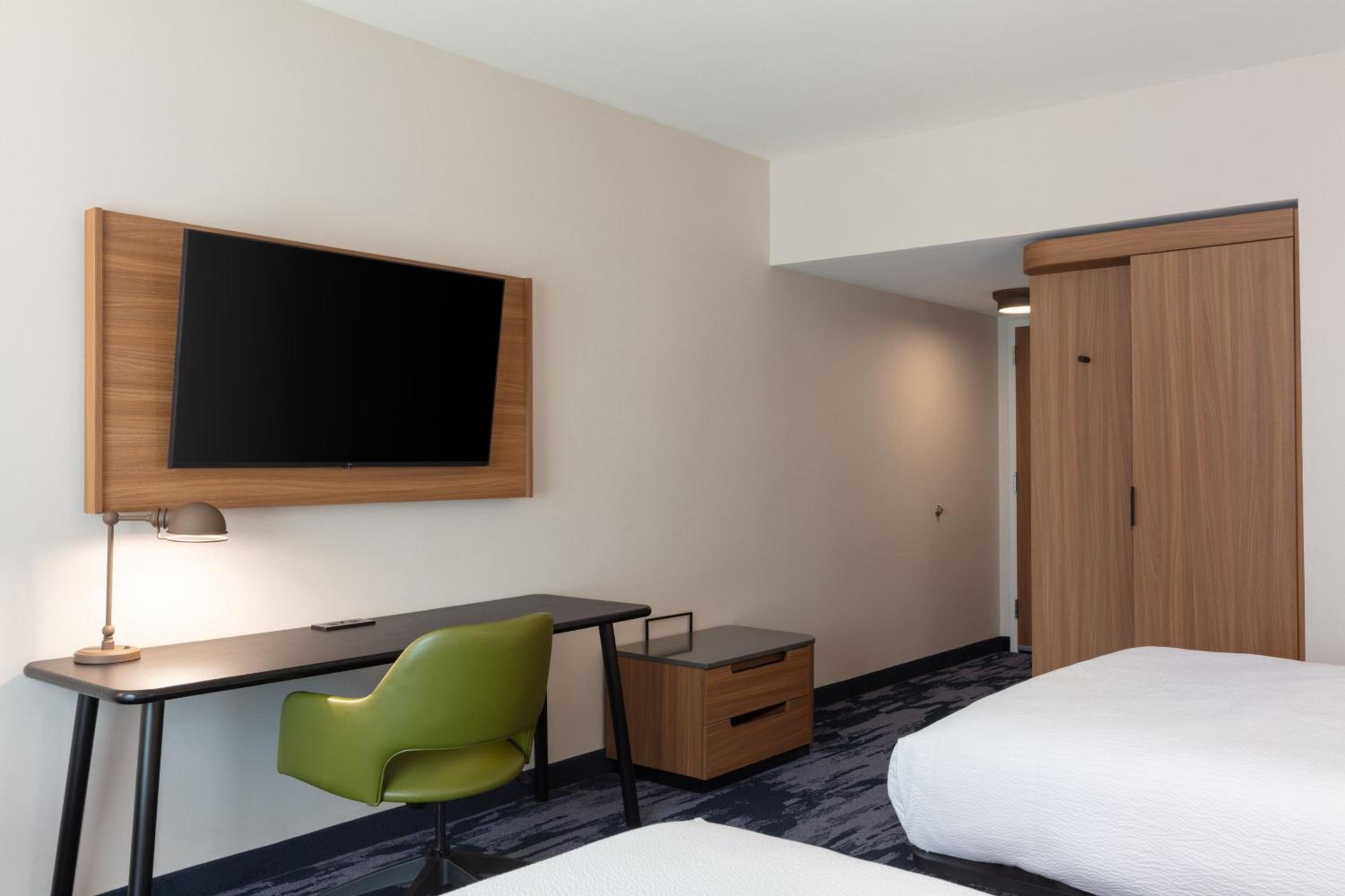 Fairfield by Marriott Inn & Suites Omaha at MH Landing - photo 50