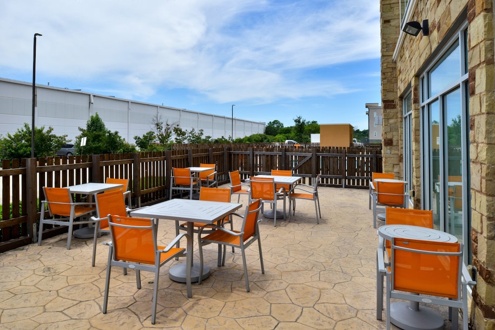 Holiday Inn Express & Suites Wylie West by IHG - photo 51