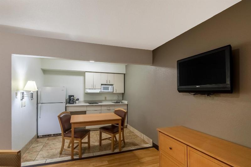 Studio 6 Lubbock TX Medical Center - photo 28