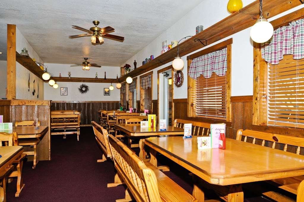 SureStay Plus Hotel by Best Western Berkeley Springs - photo 8