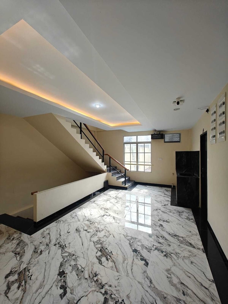 Sj Inn Sukajadi — Batam