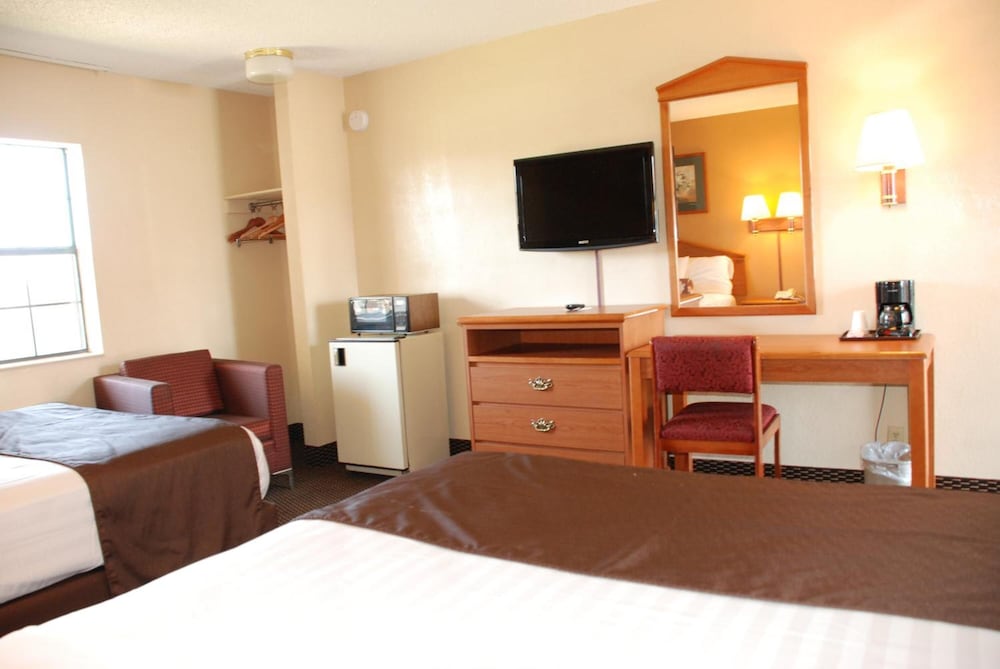 Apple Tree Inn Tyler Lindale - photo 12
