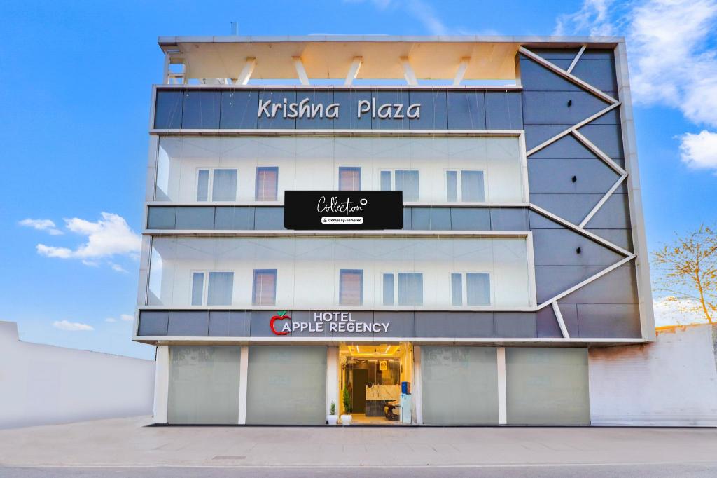 Super Collection O Kanwali Road Near Railway Station in Dehra Dun, India