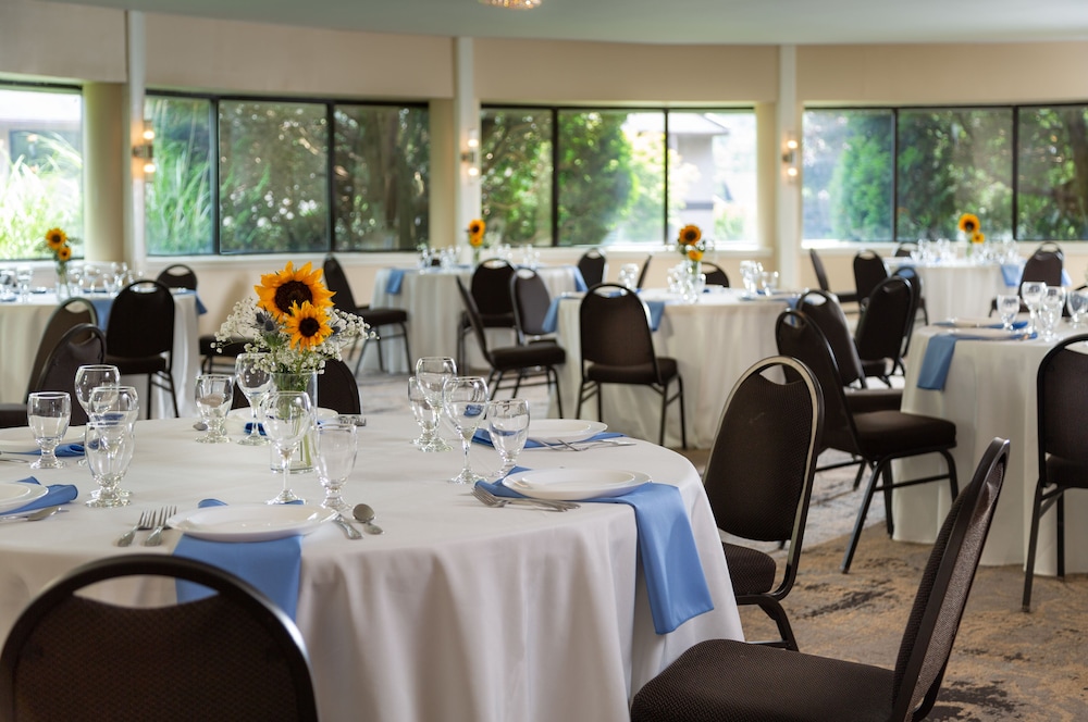 Meadowbrook Inn - photo 38