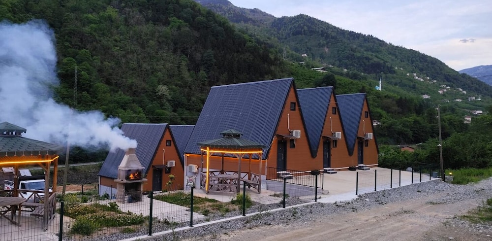 Çaykara Bungalov Uzungöl in Caykara, Turkey