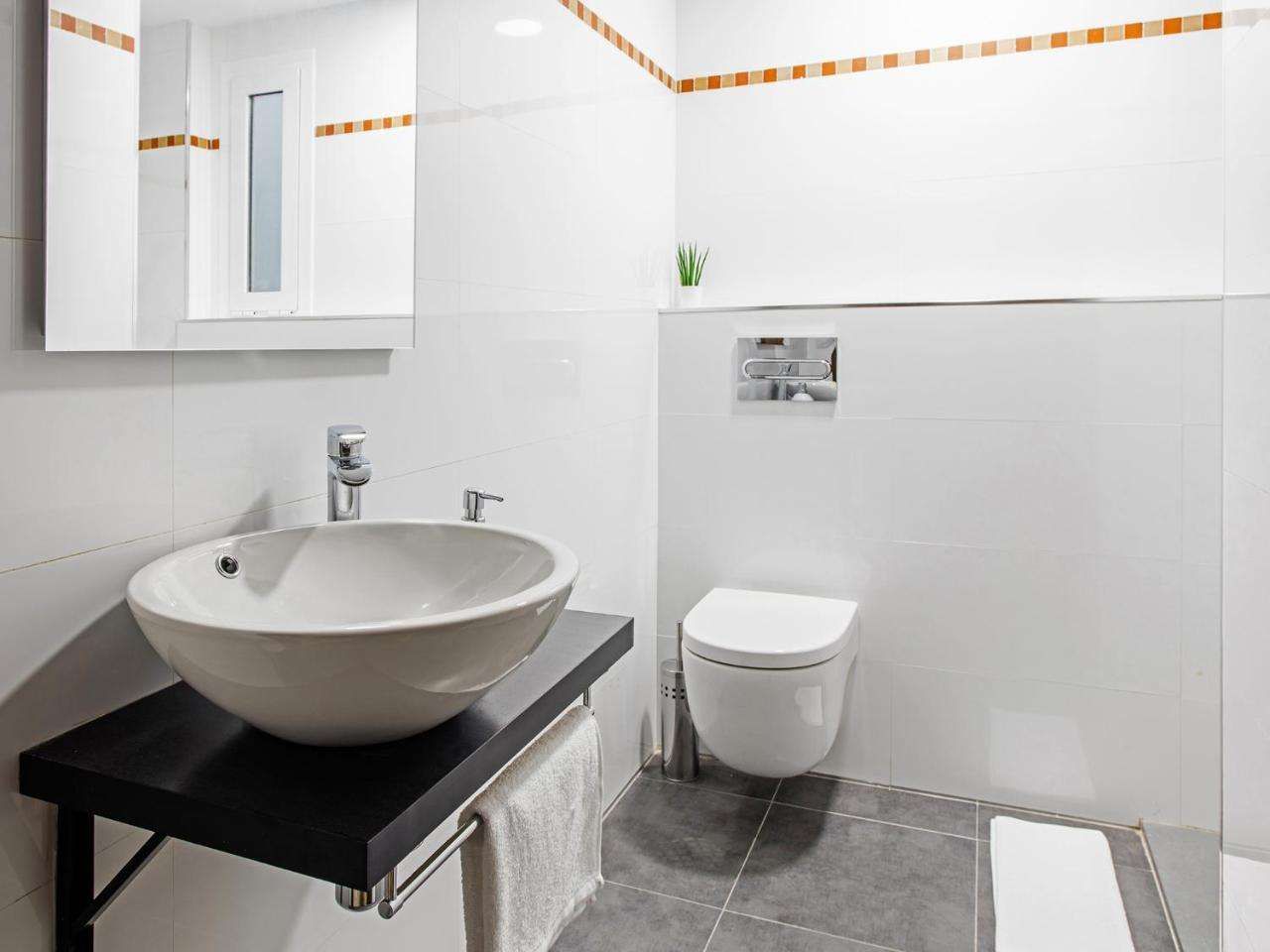 Unik. Apartments Valencia — 4-Star Luxury Hotel in Valencia, Spain