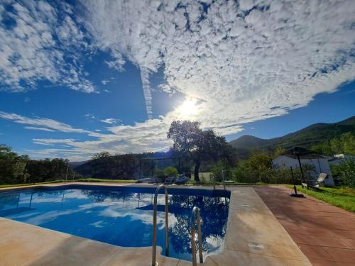 Finca la Vicaria Aguadulce — hotel in Zufre