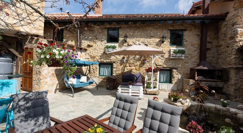 El Valle Perdido Casas Rurales — hotel in San Martin De Elines