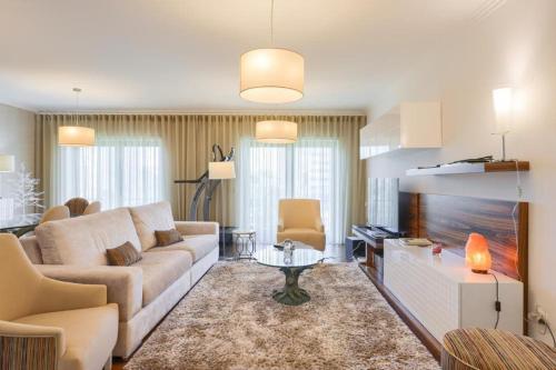Glicinias Guest House Free garage Aveiro — 4-Star Luxury Hotel in Aveiro, Portugal