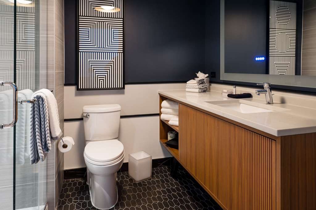 Cambria Hotel Boston Somerville - photo 16