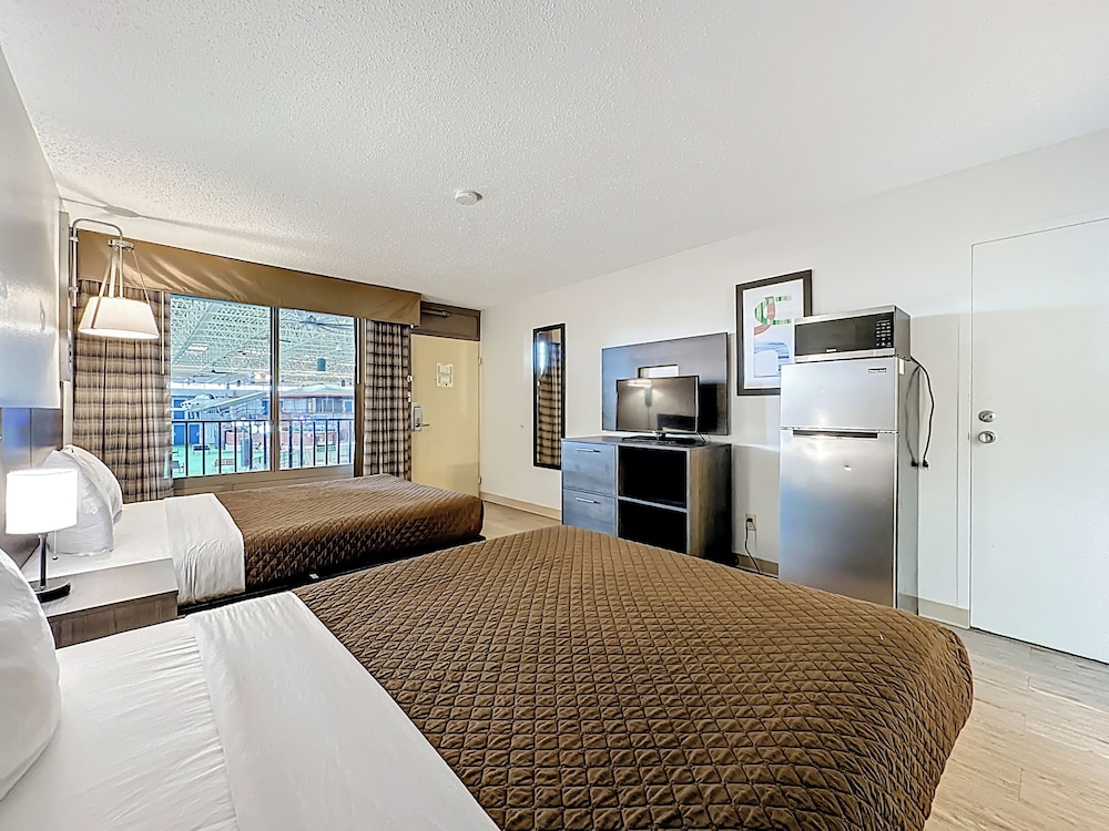 Stayable Jacksonville West - photo 12