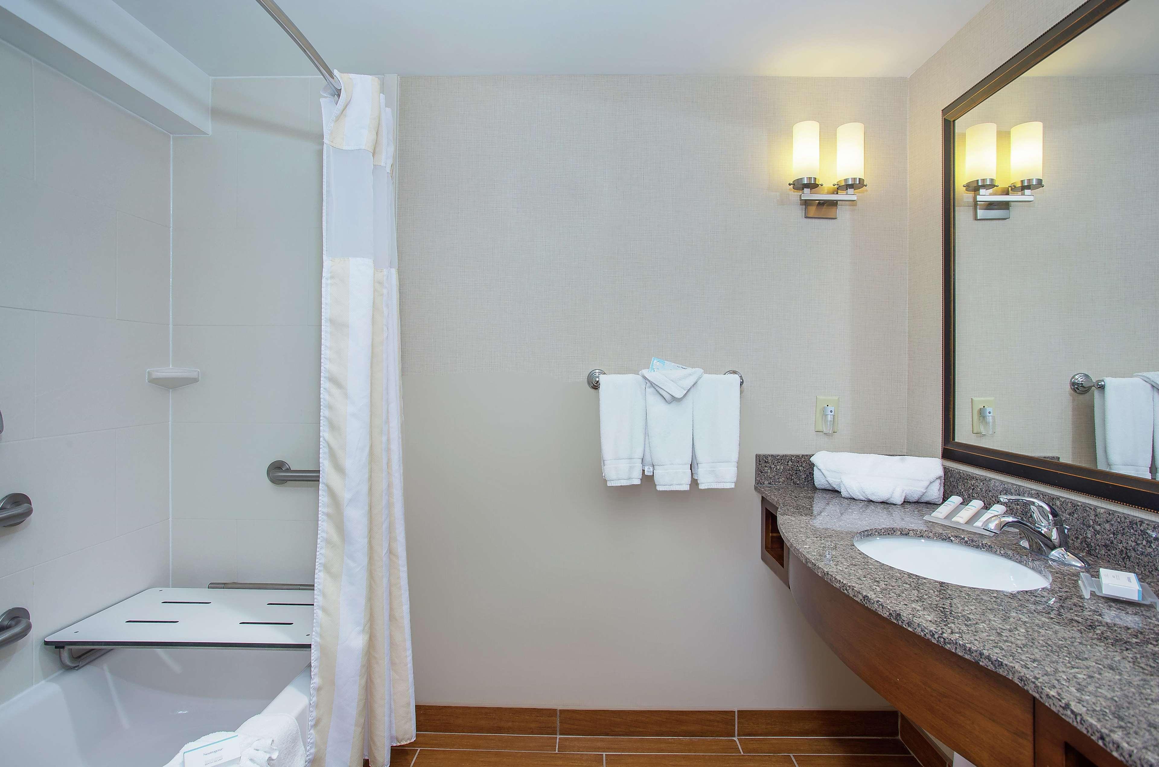 Hilton Garden Inn Pikeville - photo 32