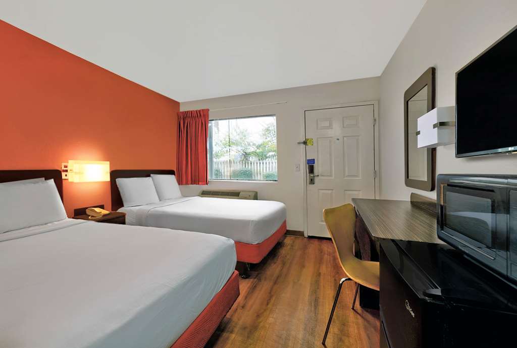 Motel 6 Columbus GA - photo 12
