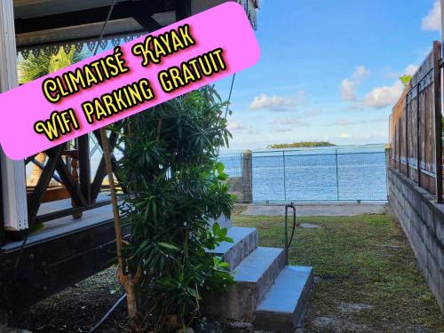 FARE Miti en bord de mer Fare Tepua Lodge — 4-Star Luxury Hotel in Uturoa, French Polynesia