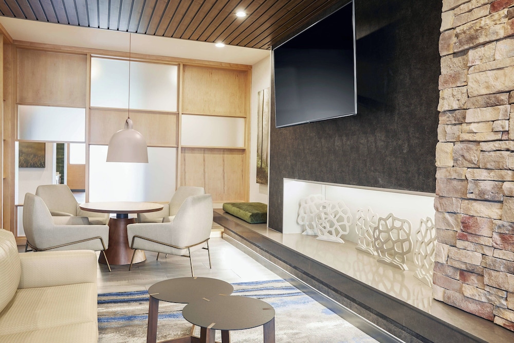 Fairfield Inn & Suites by Marriott Kansas City Belton - photo 4