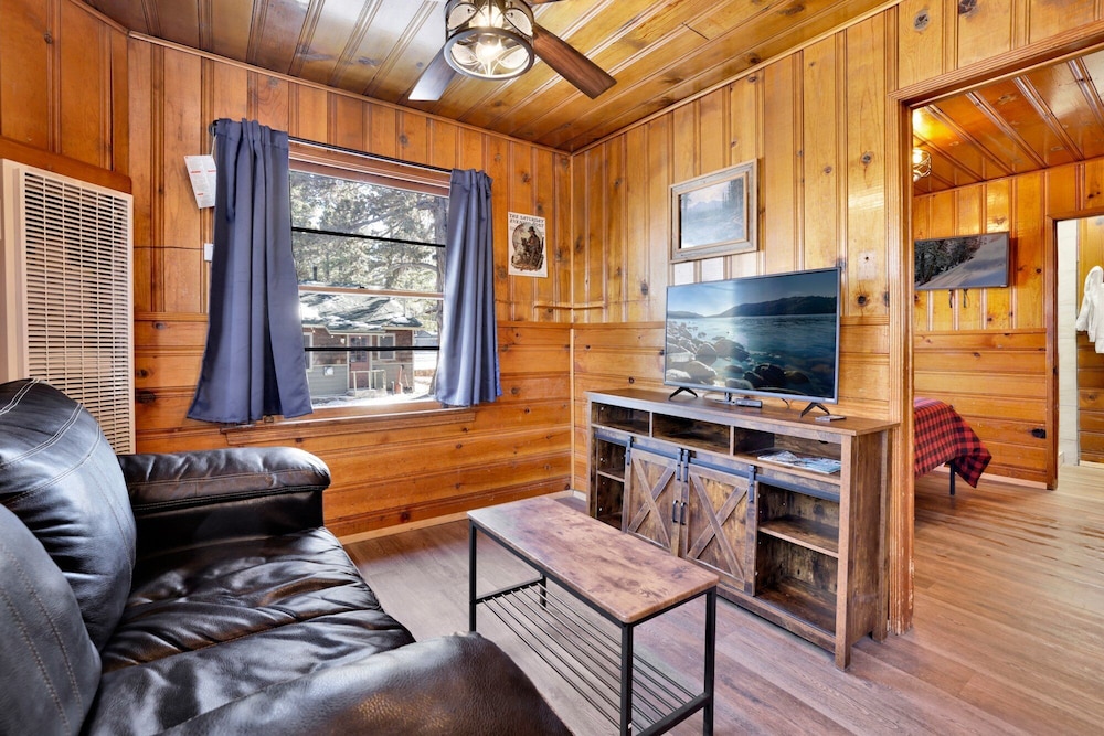 Lupine #106 - last minute hotel in Big Bear Lake