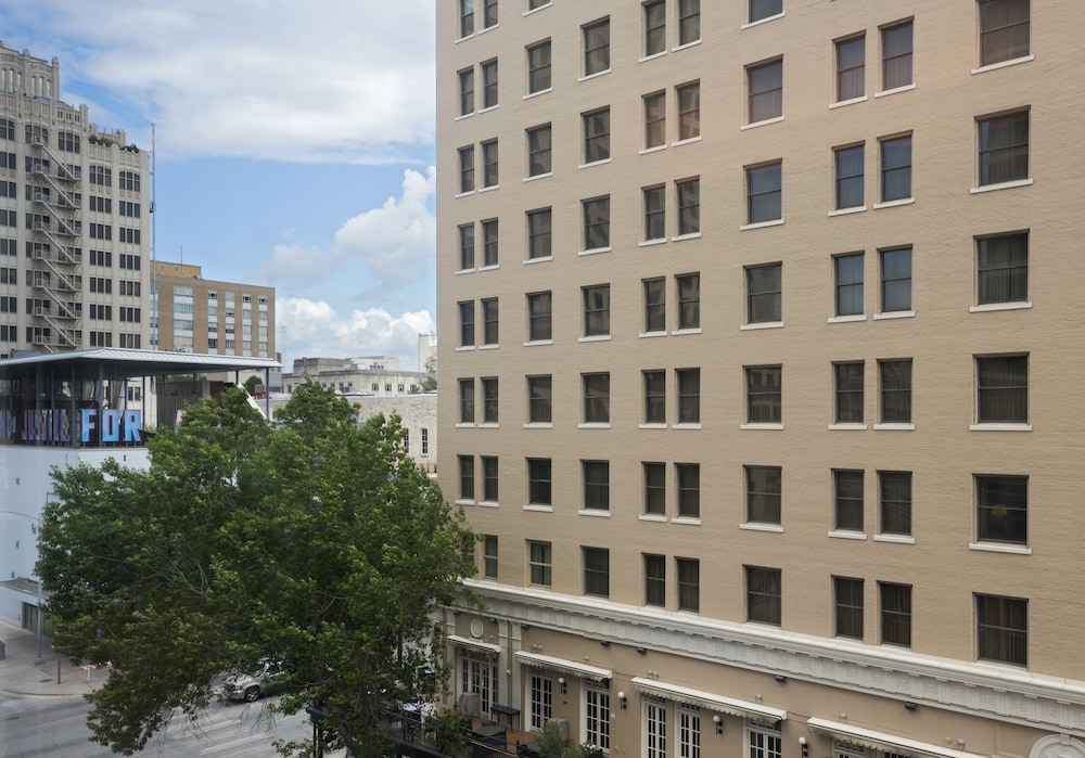 Element Austin Downtown - photo 22