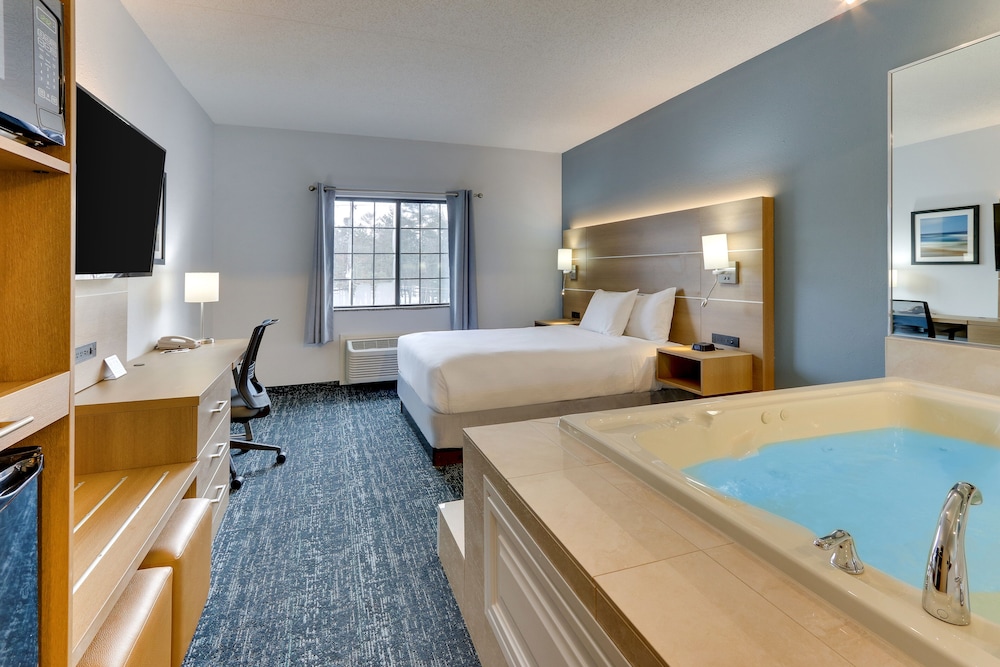 ParkShore Resort - photo 16