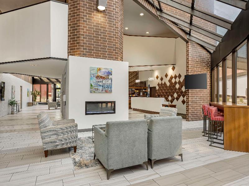 Executive Residency By Bw Waterloo & Cedar Falls — Waterloo — photo 3