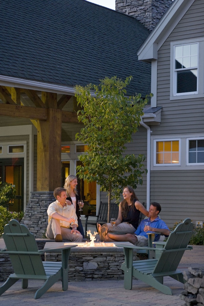 Green Mountain Suites Hotel - photo 15