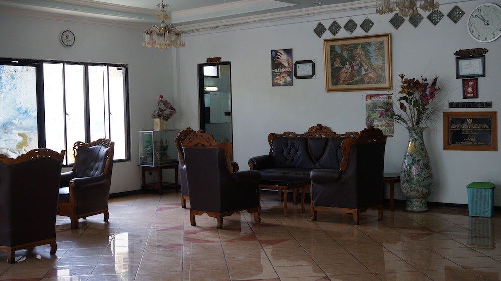 Hotel Surya Indah — Batu — photo 3