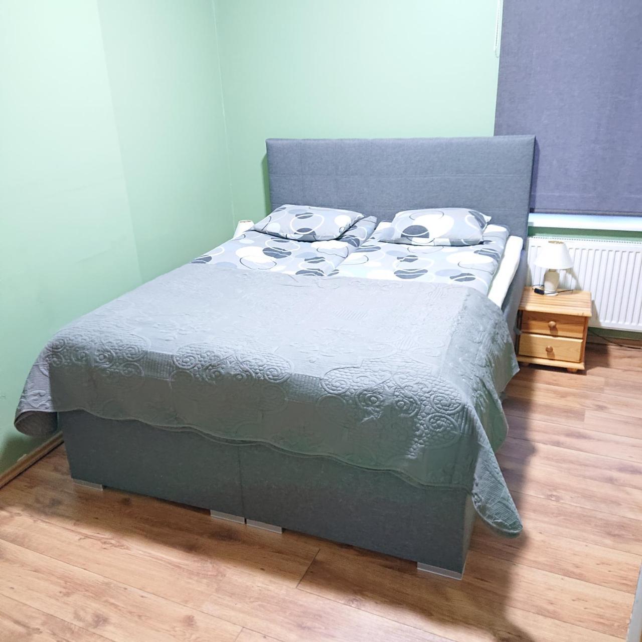 Bright and cozy city center 1 br ap Free parking