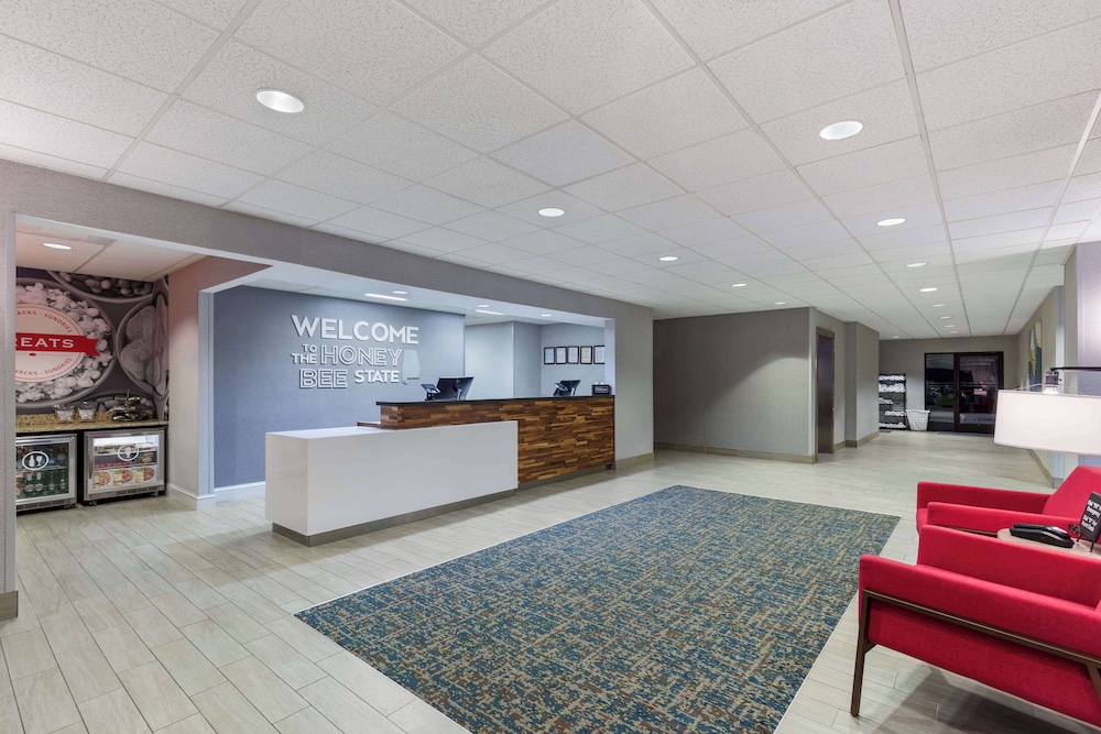 Hampton Inn & Suites Dothan — Dothan — photo 3
