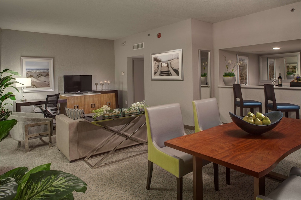DoubleTree by Hilton Hotel Jacksonville Airport - photo 24