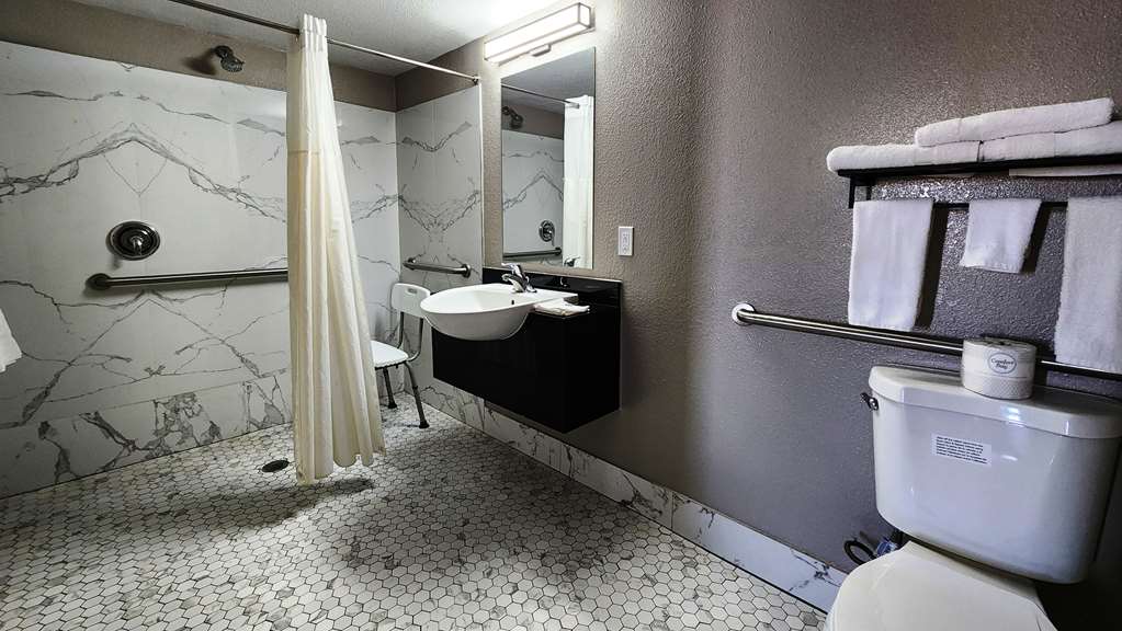 Motel 6 Houston TX Medical Center NRG Stadium - photo 17