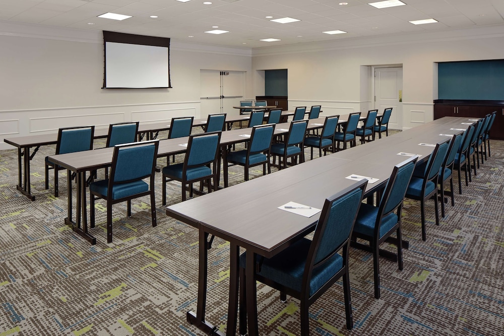 Hampton Inn Louisville Downtown - photo 36