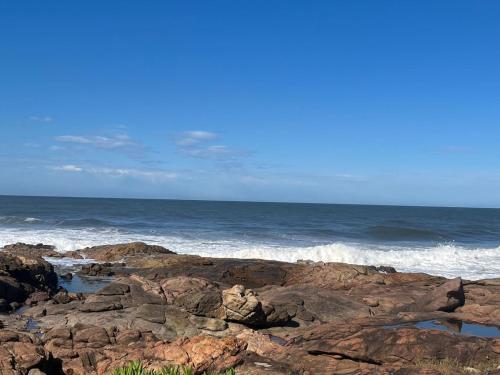 Nomads Nook 7 Sea view 6 Sleeper — 4-Star Luxury Hotel in Margate, South Africa