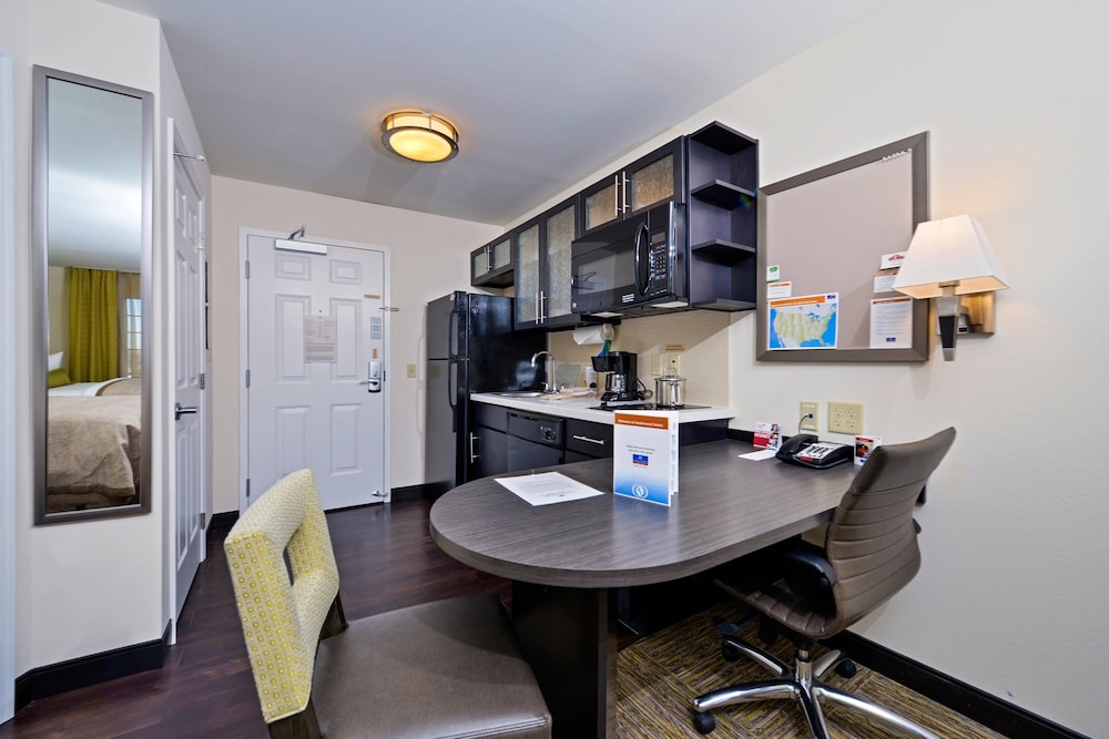 Candlewood Suites Harrisburg Hershey by IHG - photo 21