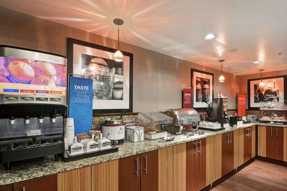 Hampton Inn Charlotte Gastonia - photo 39