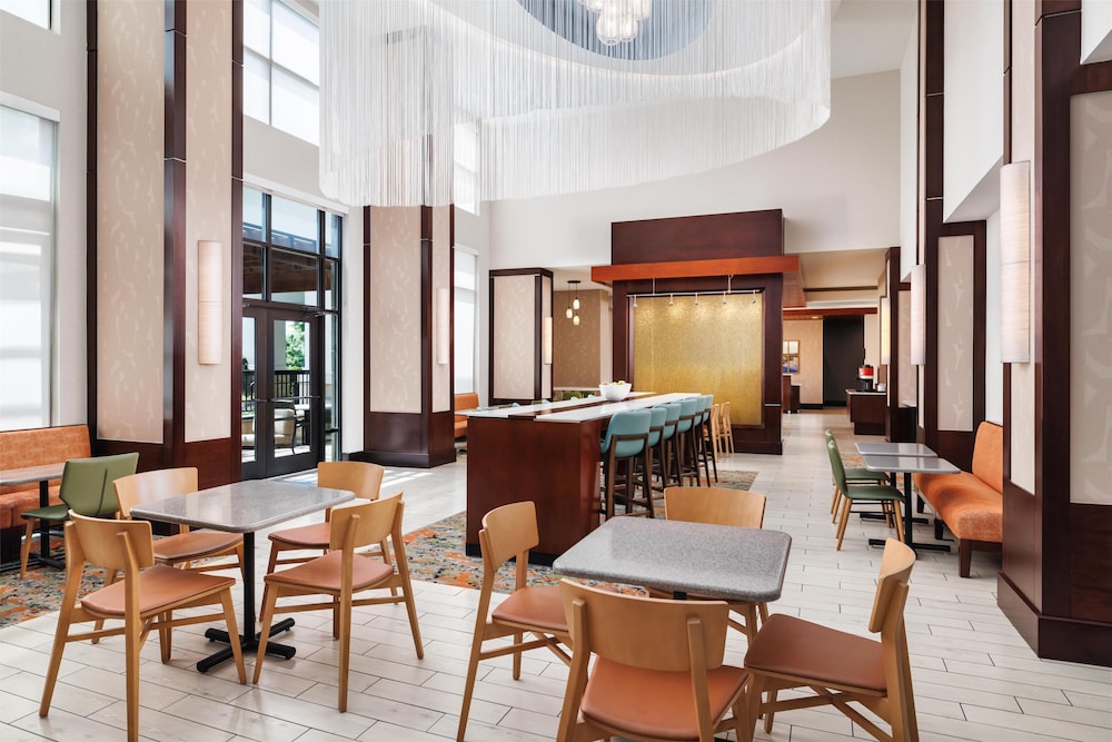 Hampton Inn & Suites Chattanooga Hamilton Place - photo 33