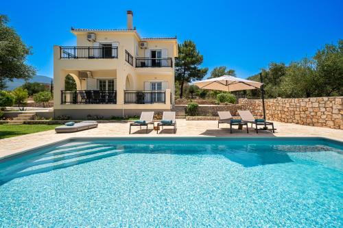 Blue Villa — 4-Star Luxury Hotel in Sami, Greece