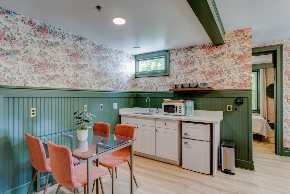 Art City Inn - photo 34
