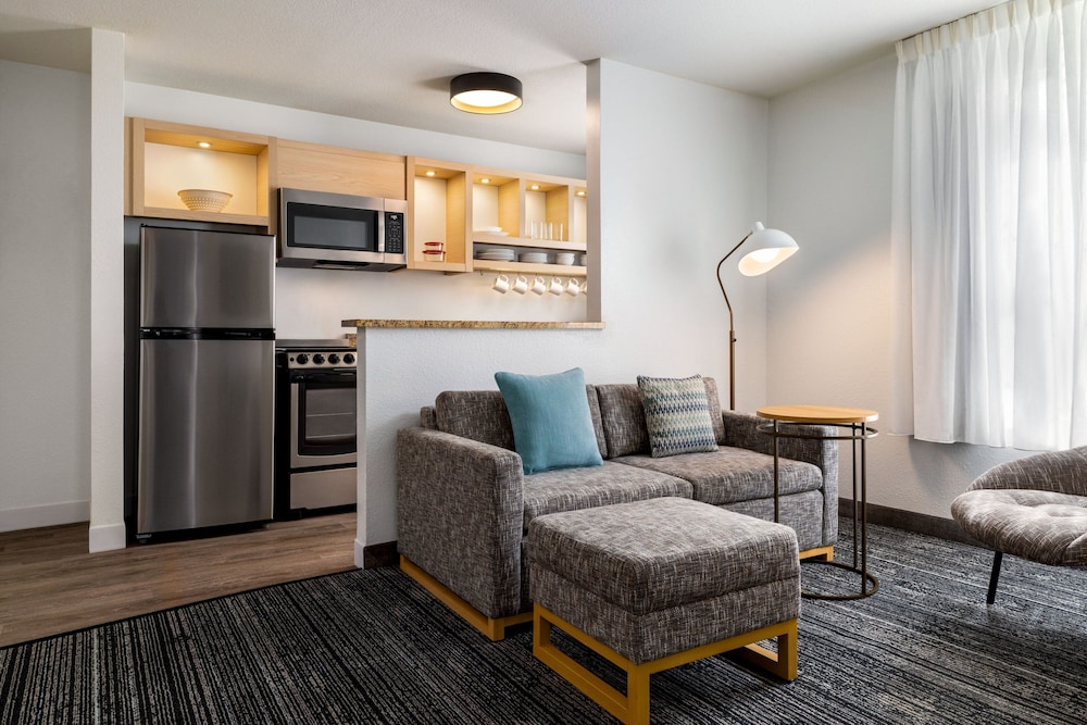 TownePlace Suites by Marriott Fort Meade National Business Park - photo 19
