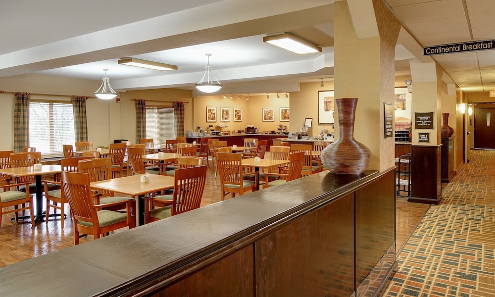 Phoenix Inn Suites Albany - photo 27