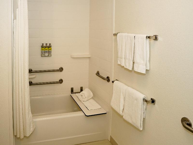Holiday Inn Express & Suites Denver Aurora Medical Campus by IHG - photo 88