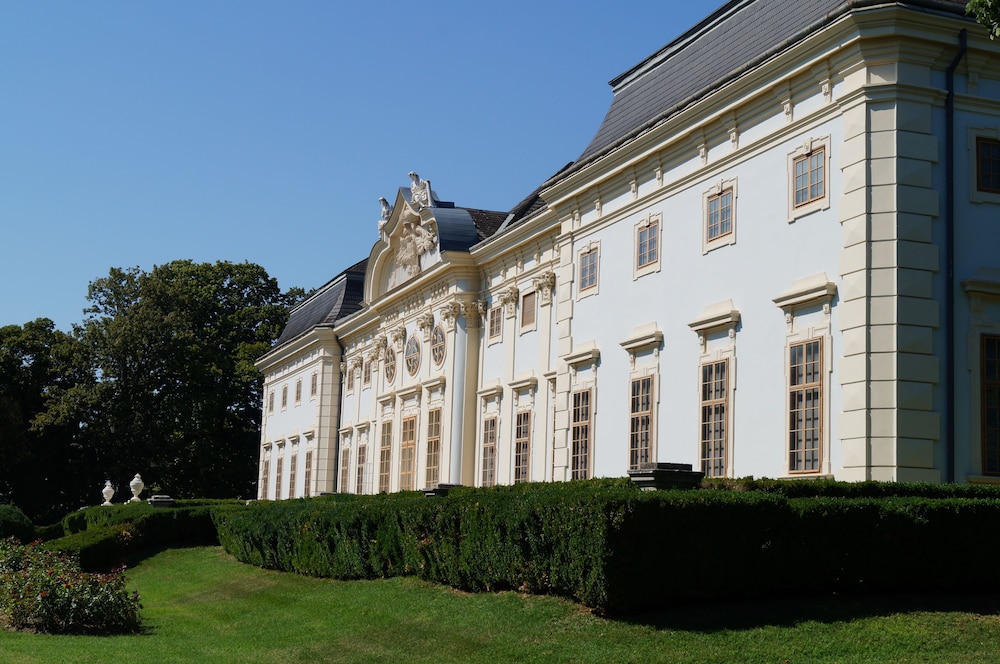 Hotel Restaurant Knapppenstockl — Halbturn