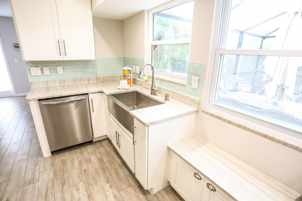 44 Fairview Blvd - photo 10