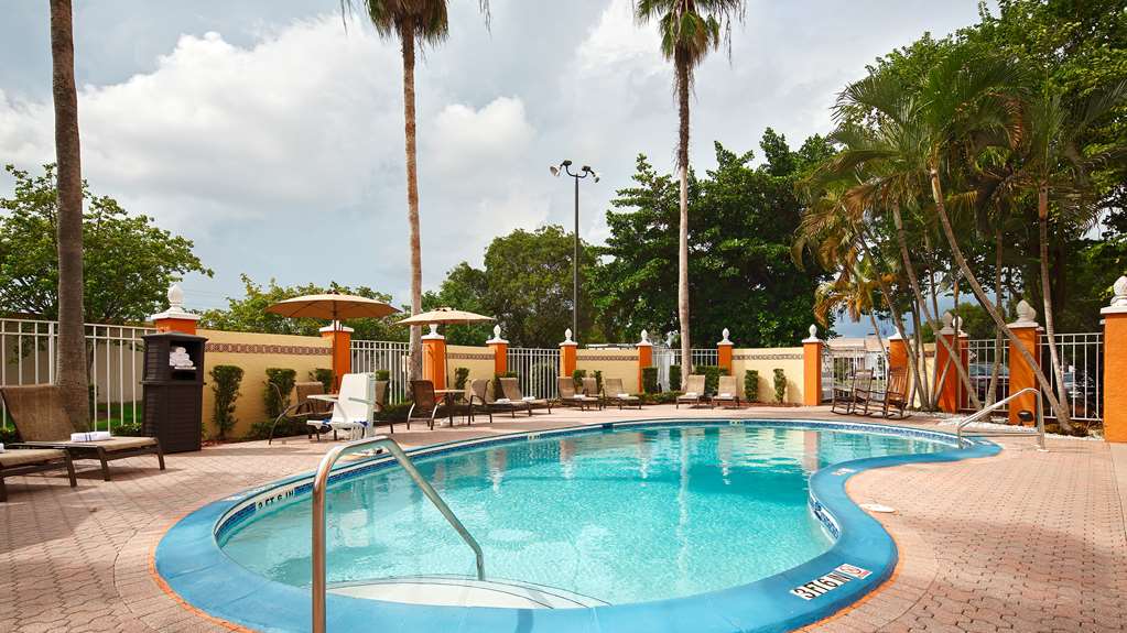 Best Western Fort Myers Inn & Suites - photo 15
