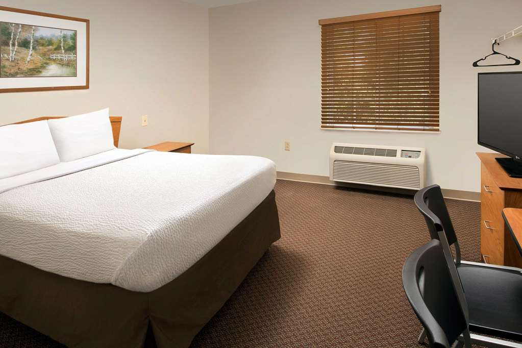 WoodSpring Suites Augusta Fort Eisenhower - photo 7