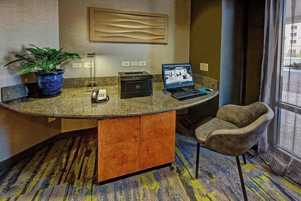 SpringHill Suites by Marriott Naples - photo 23