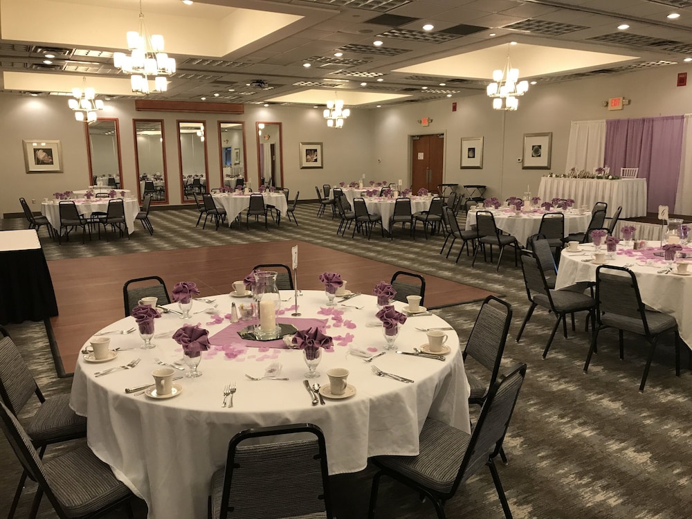 Holiday Inn Martinsburg by IHG - photo 58