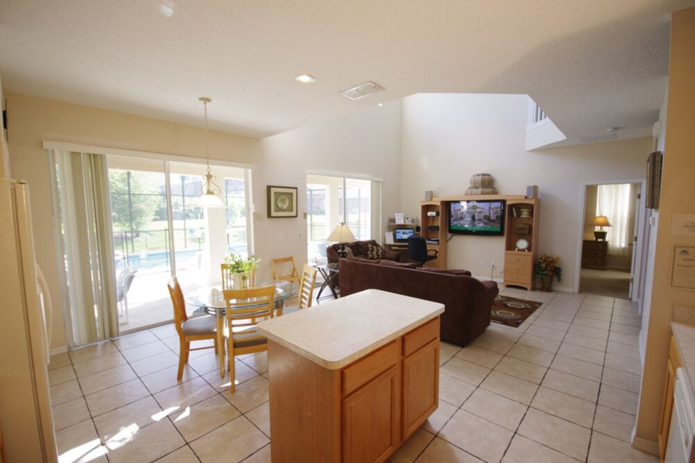 Emerald Island Resort Seven bedroom - photo 28
