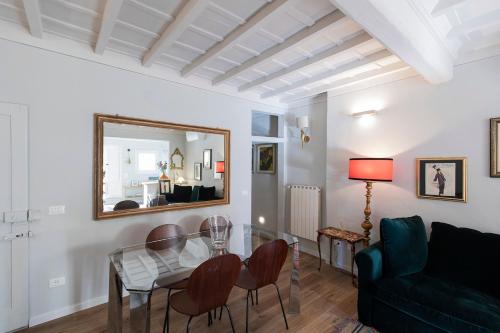 Incantevole appartamento in Oltrarno — 4-Star Luxury Hotel in Florence, Italy